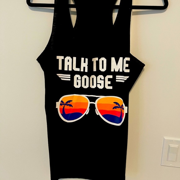 Graphic racer back top. Brand new. Size medium - Picture 1 of 2